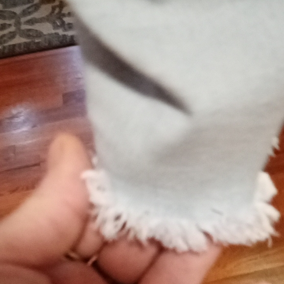 Wave elastic tie waist distressed knee length shorts - Picture 9 of 12